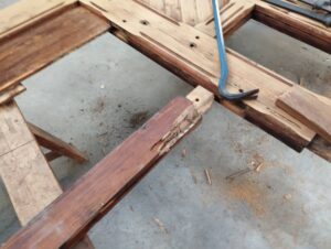 Restauración de portón histórico en Nules | Carpintería a medida