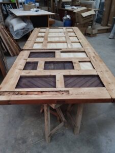 Restauración de portón histórico en Nules | Carpintería a medida