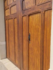 Restauración de portón histórico en Nules | Carpintería a medida